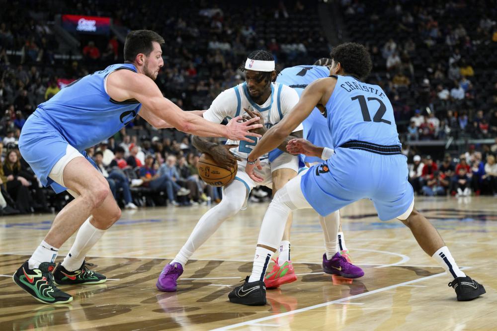 赖年轻潜力 赖年轻潜力