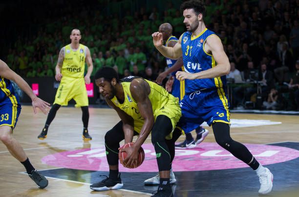 稳定的阵容 稳定的阵容