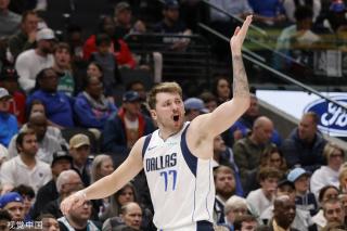 对强敌时更 对强敌时更